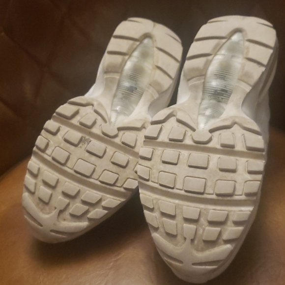 Nike Air Max 95 - Picture 6 of 11